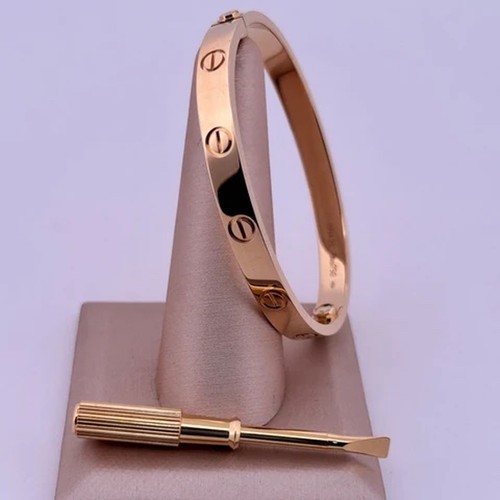 Cartier love bracelet - cartier,