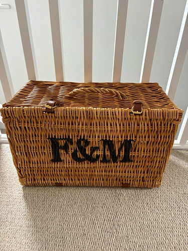 Wicker - f&m,