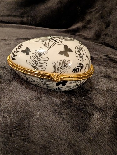 Vintage regency porcelain - , egg