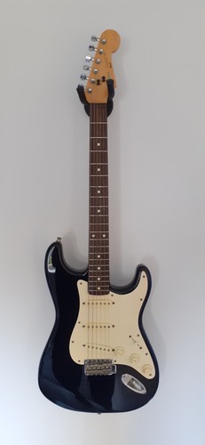 Fender squier stratocaster mij - fender,
