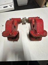 QUICKE LOADER ADAPTER/BRACKETS