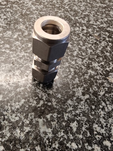 Swagelok 810 stainless - swagelok,