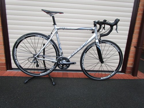 Giant road bike ultegra - bike,,