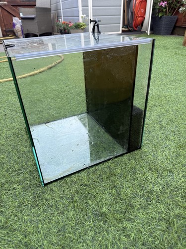 Glass cube aquarium - aquarium, tank