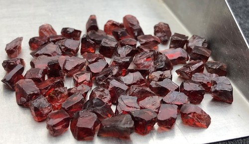 Garnet rough lot raw - rough,