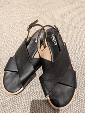 Danish Angulus smooth black