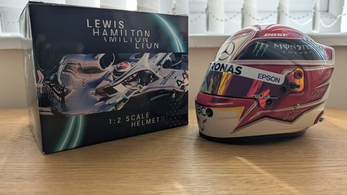 Lewis hamilton mercedes - hamilton,