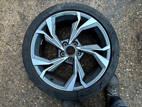 Genuine audi 18 - 1x, 18"