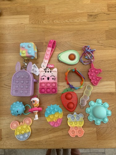 Random fidget selection - random,
