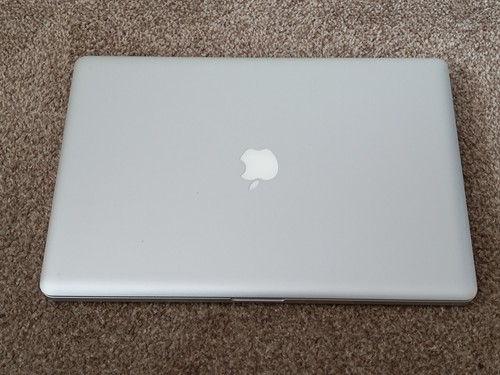 Apple macbook pro 17 inch - apple,
