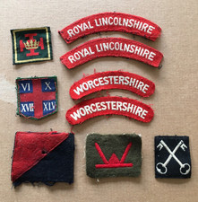 Royal Lincolnshire Regiment and Worcestershire Regiment cloth badges