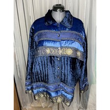 Quilted coat velour elegant blue gold