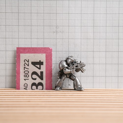Vintage 40k space marine - vintage,