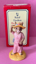 Doulton Bunnykins - Sightseer