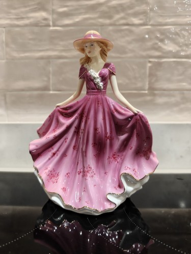 Royal doulton figure - royal,