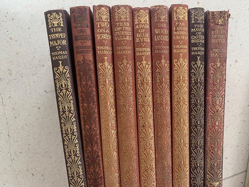 Thomas hardy macmillan - -,