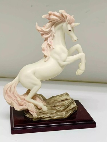 Beautiful ivory horse - beautiful, statue
