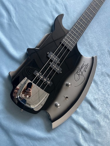 Custom axe shaped bass gene - shaped,