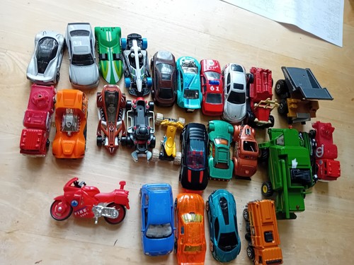 Bundle die cast cars - 26,