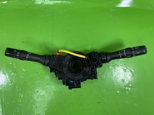 Toyota yaris indicator - yaris,
