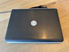 dell inspiron 1720, 17" UXGA,core 2 duo (T7300 2Ghz) 2GB DDR2 SDRAM, 2x120GB HDD