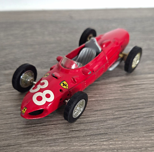 Red ferrari 1961 156 - red,