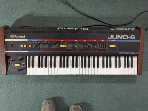 Roland juno polyphonic - roland, 6