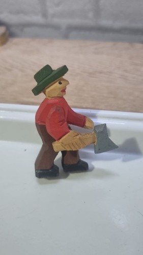 Axe man for cuckoo clock