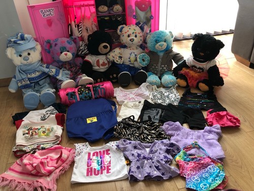 Build bear bundle 7 bears - -,