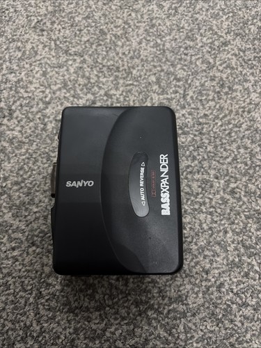 Sanyo walkman cassette player - sanyo,
