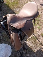 Fieldhouse GFS pro Event S240 Saddle. 18" Medium. Brown.  Leathers 4 1/2" Irons