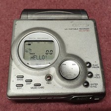 SHARP MD-MT80 PORTABLE MINI DISC - TESTED AND WORKING