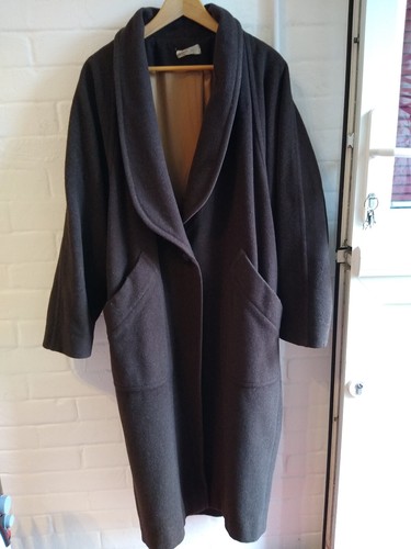Vintage gorgeous dark brown - vintage,