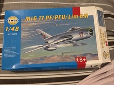 SMER 0827 - RUSSIAN MIG 17