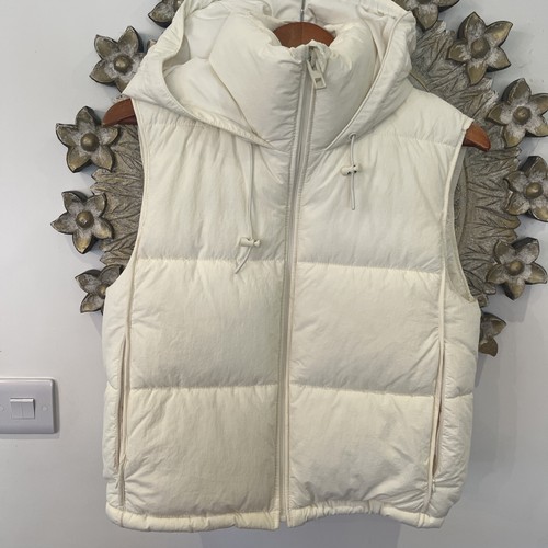 Zara white puffer gilet - puffer,