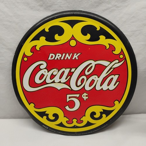 Coca cola metal round - cola,
