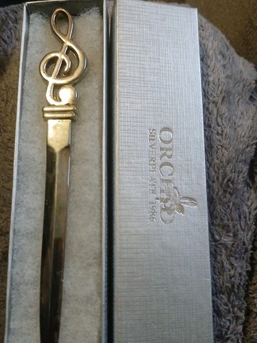 Treble clef silver plate - silver,