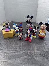 Vintage Lot Of Disney Mickey Minnie & Donald Figures Thimbles
