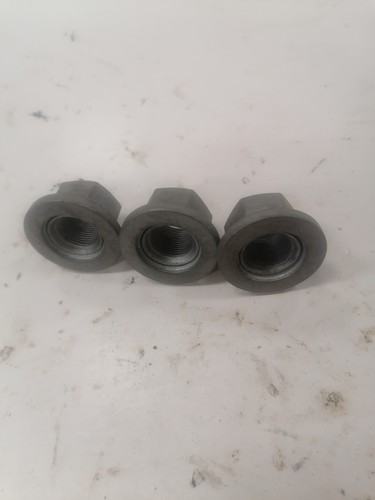 Volvo wheel nuts - nuts,