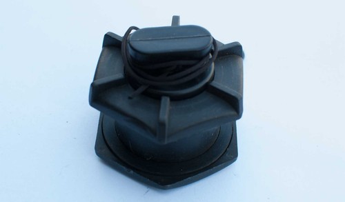 Drain plug for inflatable