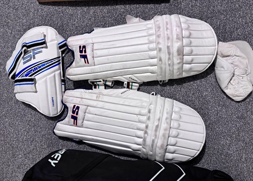 Cricket kit for - kit,