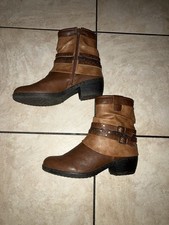 Pavers Ladies Size 4 Eur37