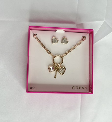 Guess gold tone charm - guess,