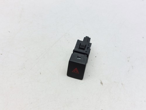 Nissan qashqai j11 hazard - nissan,