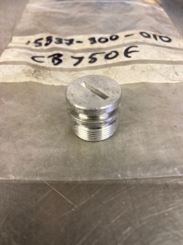 Plug oil tube pipe - honda, cb750
