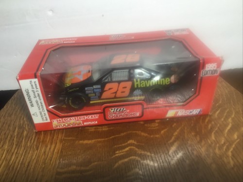 Revell havoline 28 die - 1:24,