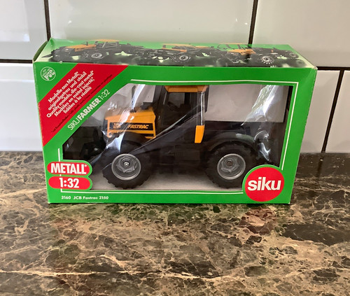 Siku farmer jcb fastrac - siku,