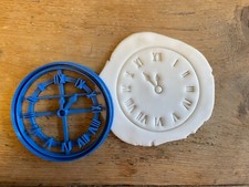 Clock cookie biscuit cutter