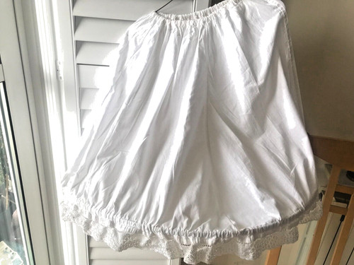 Hooped white cotton - hooped,