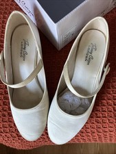 Vintage Style 60s Satin Mary